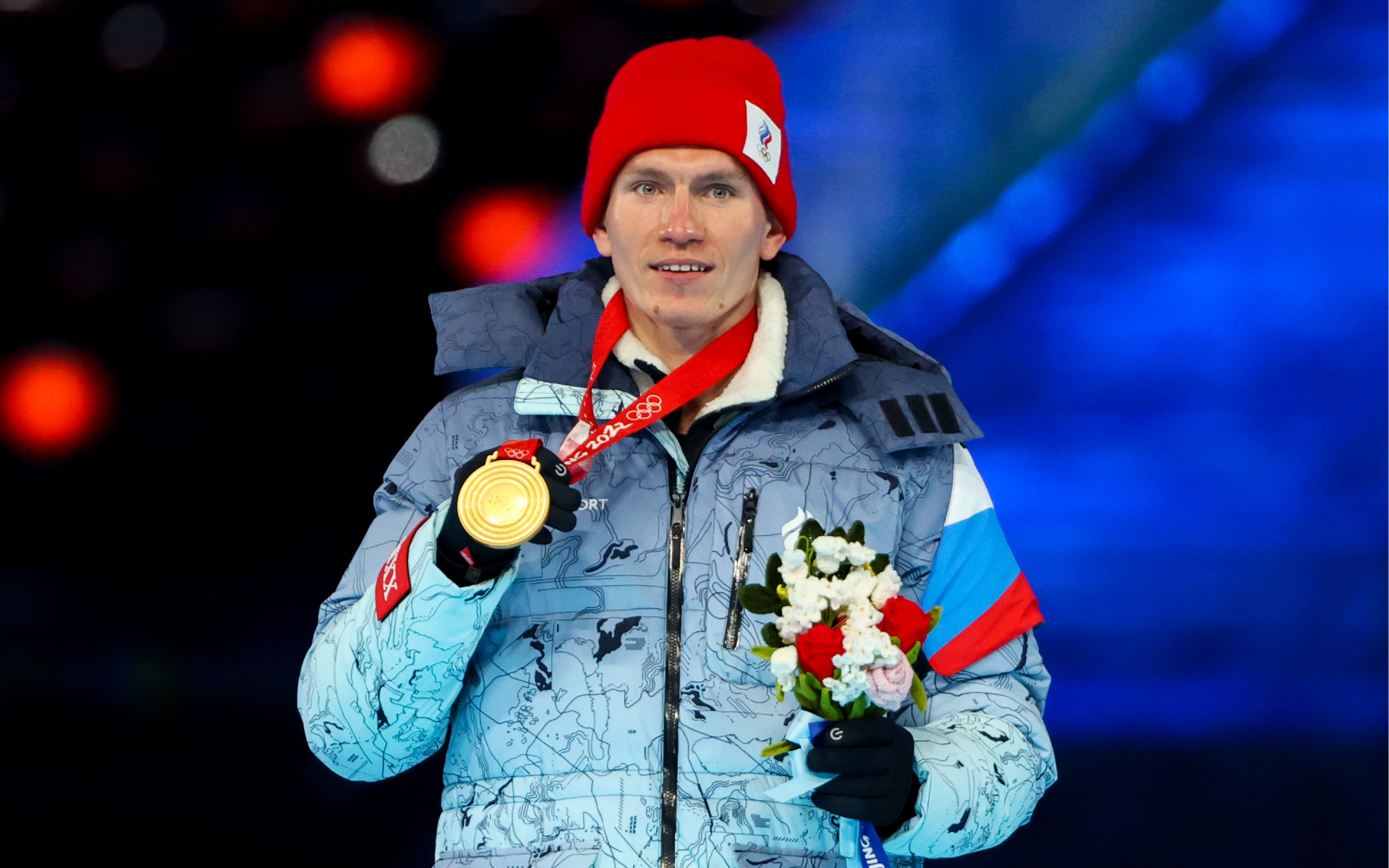 Александр Большунов медаль Олимпиады 2022 в Пекине