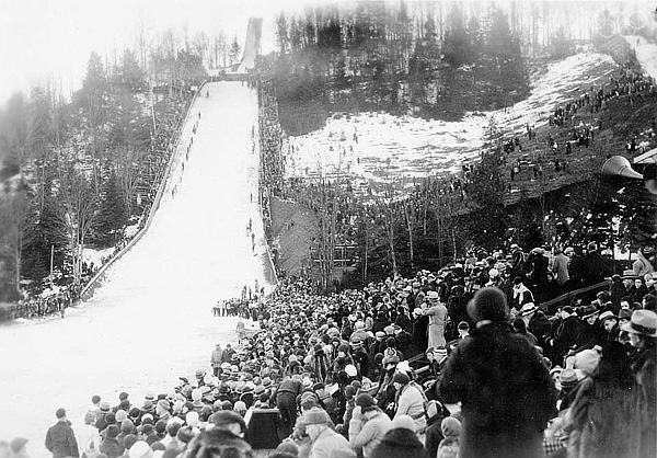 Прыжки с трамплина 1932