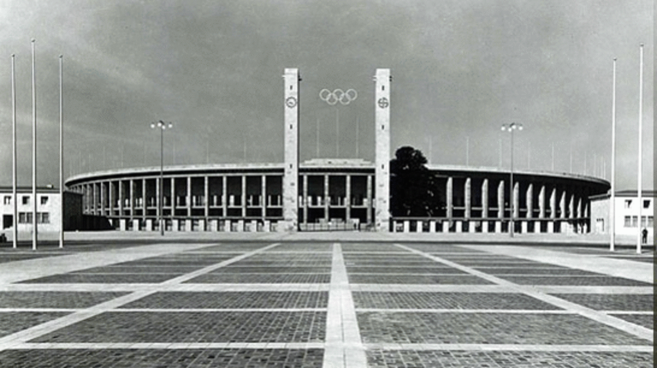 Олимпийский стадион (Olympiastadion)