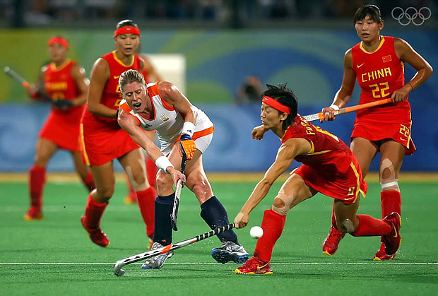 Хоккей на траве женщины Пекин 2008