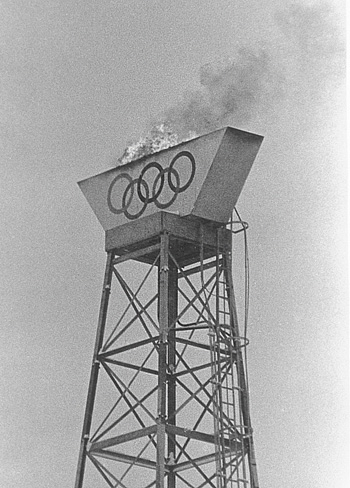 Первый олимпийский огонь