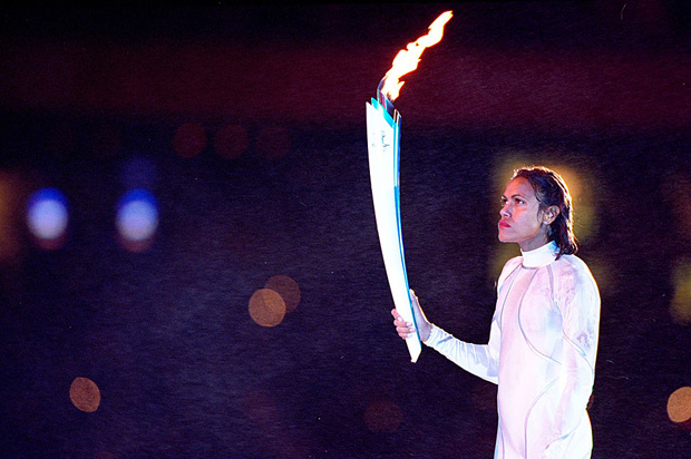 Кэти Фримэн Олимпийский огонь